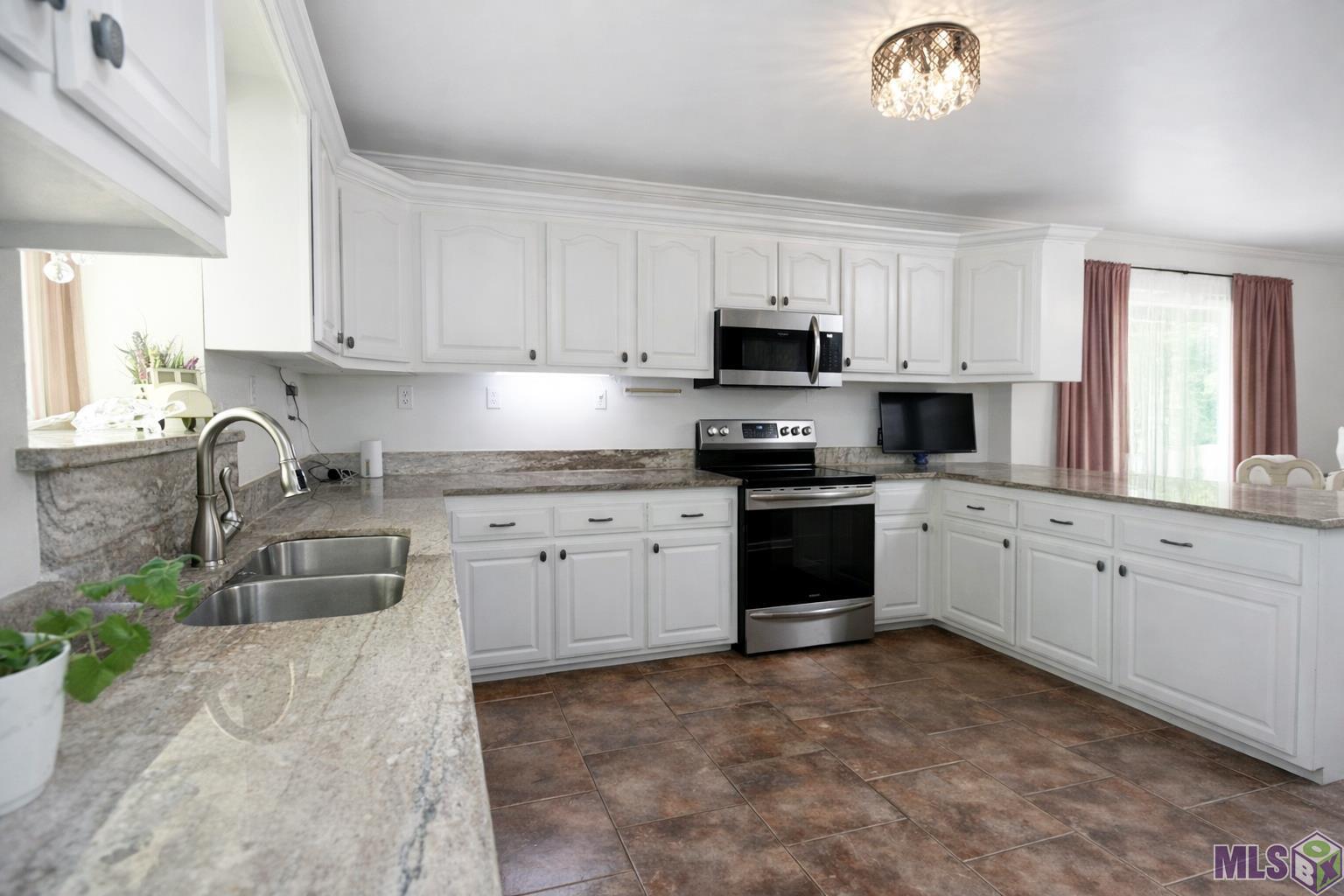 1031 Bayou Blue Bypass Road Thibodaux, LA 70301 - Photo 9 of 26