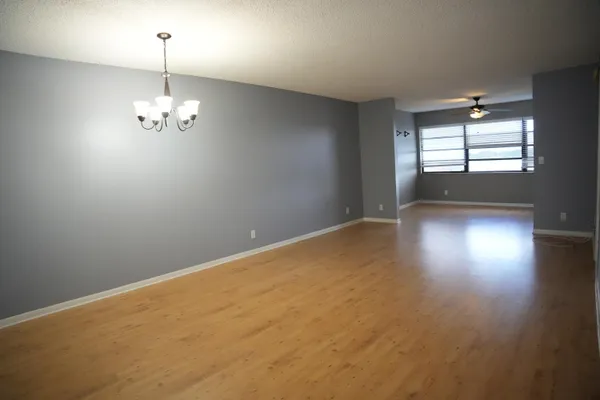 $1,500 | 4640 Lucerne Lakes Boulevard West, Unit 508, Lake Worth, FL 33467