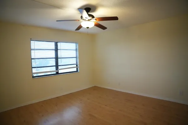 $1,500 | 4640 Lucerne Lakes Boulevard West, Unit 508, Lake Worth, FL 33467