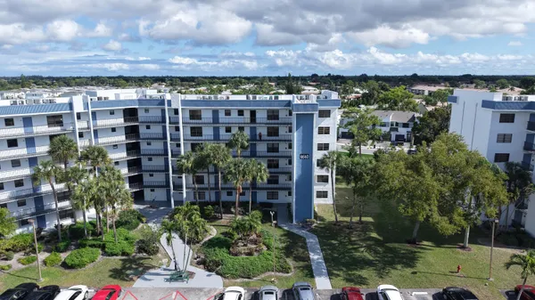 $1,500 | 4640 Lucerne Lakes Boulevard West, Unit 508, Lake Worth, FL 33467