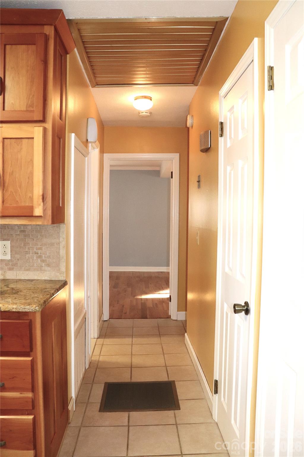 3041 Heffner Place Hudson, NC 28638 - Photo 21 of 48