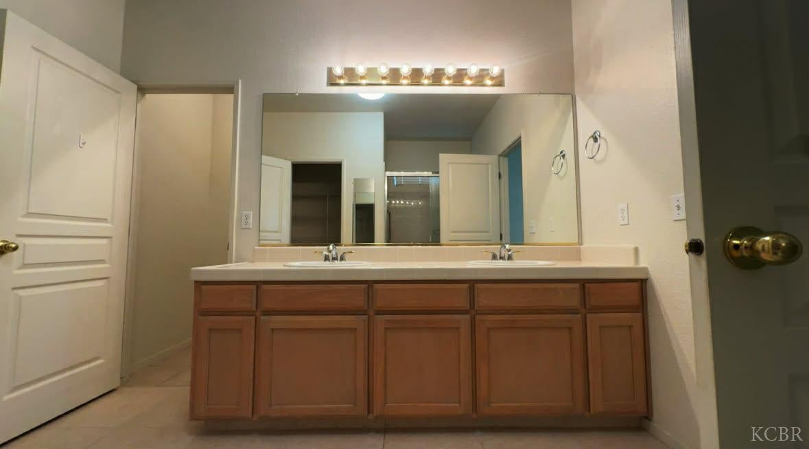 1770 West Rio Hondo Way Hanford, CA 93230 - Photo 23 of 36 Gallery Image 23