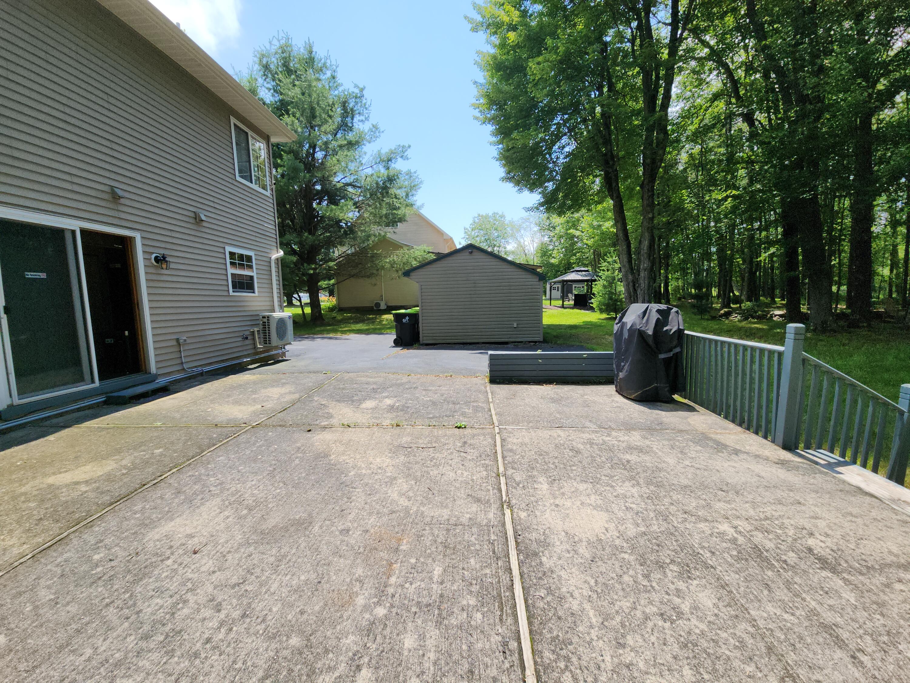 107 Birchwood Road Blakeslee, PA 18610 - Photo 5 of 57 20250628_140712