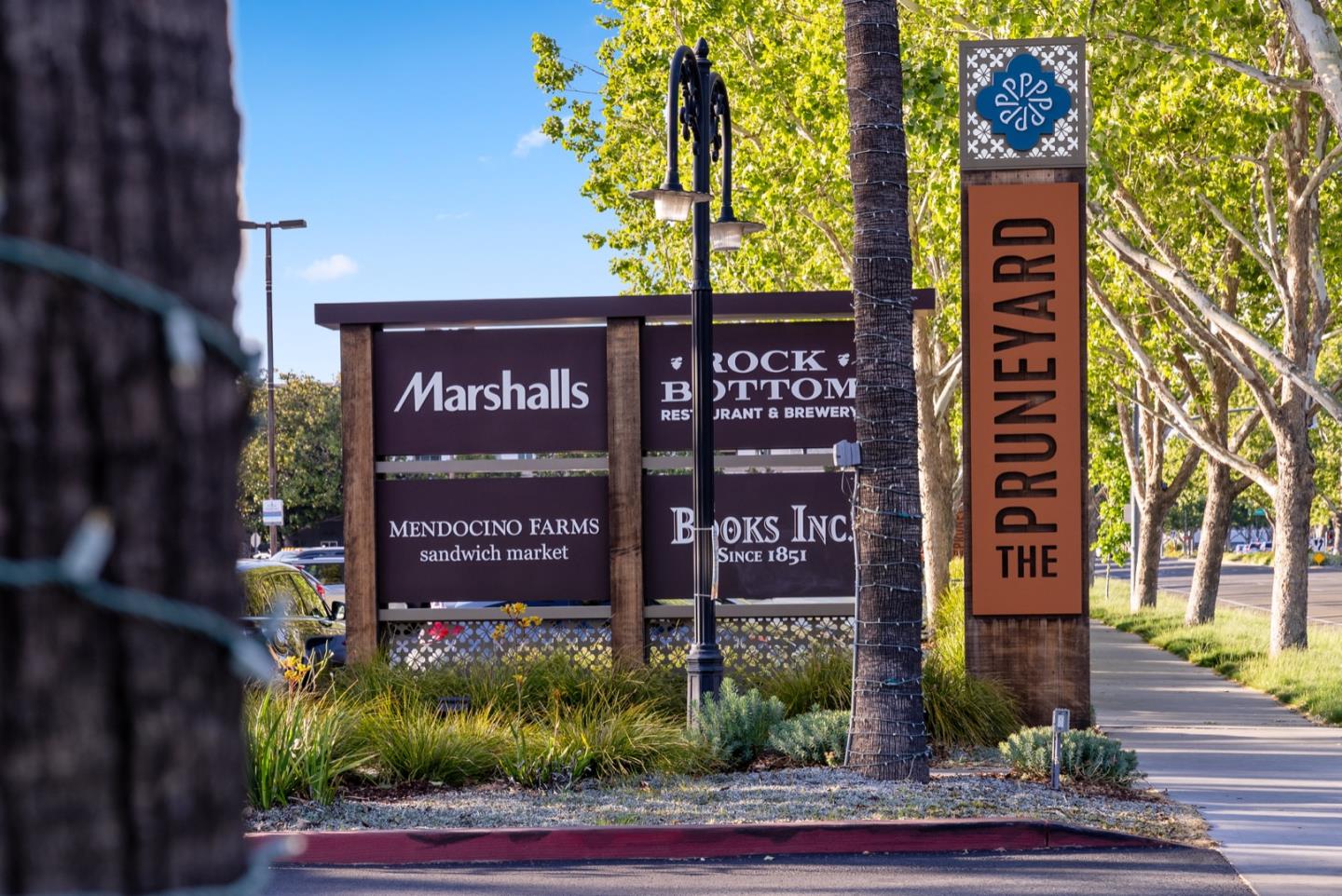 1240 Fewtrell Drive Campbell, CA 95008 - Photo 47 of 50 a sign on the side of a building