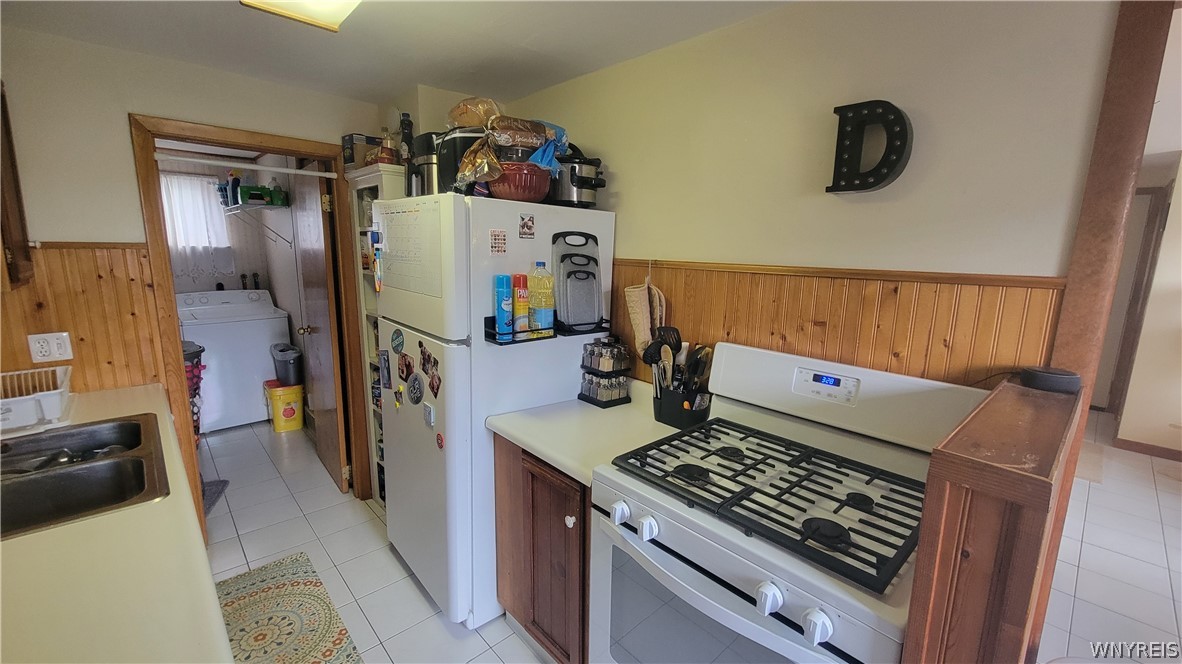 577 Sweet Home Road Amherst, NY 14226 - Photo 10 of 19