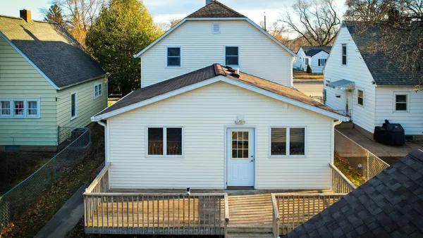 $235,000 | 1008 9th Avenue Southwest, Austin, MN 55912