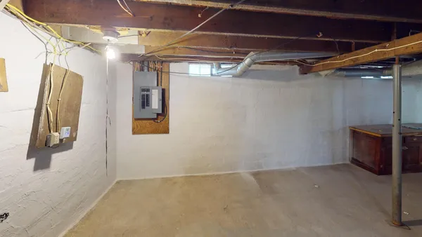 $235,000 | 1008 9th Avenue Southwest, Austin, MN 55912