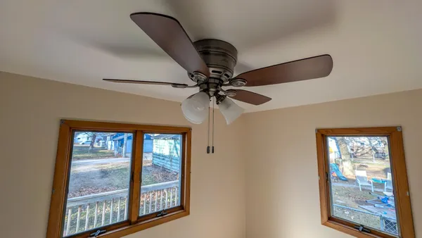 $235,000 | 1008 9th Avenue Southwest, Austin, MN 55912