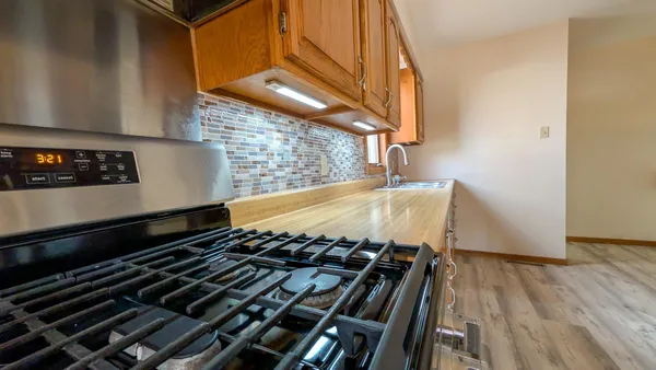 $235,000 | 1008 9th Avenue Southwest, Austin, MN 55912