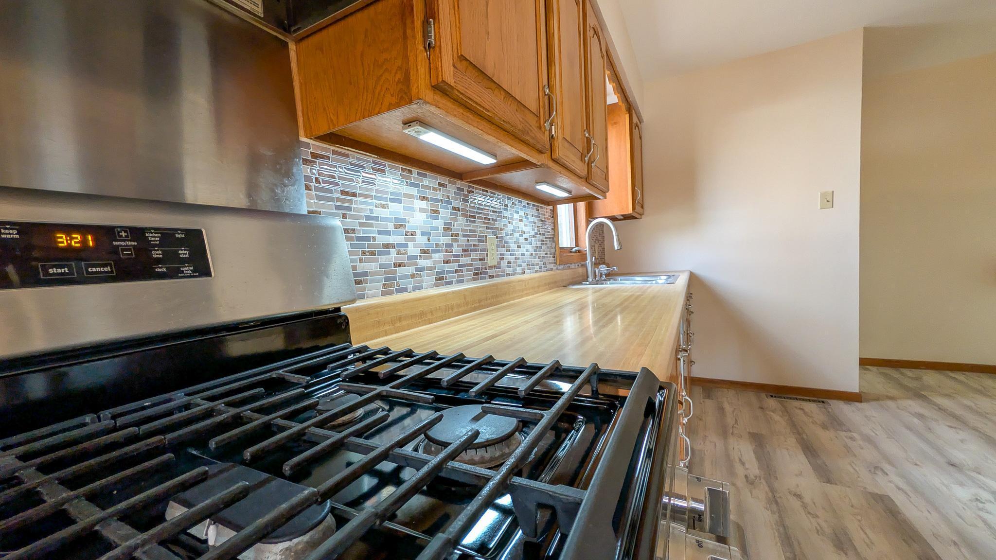 1008 9th Avenue Southwest Austin, MN 55912 - Photo 9 of 50