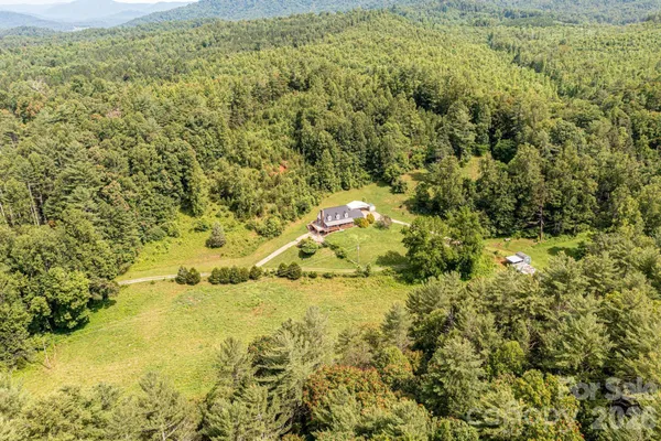 $689,500 | 5595 Cloverfield Place, Boomer, NC 28606