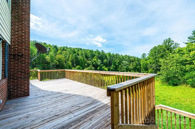 $720,000 | 5595 Cloverfield Place, Boomer, NC 28606