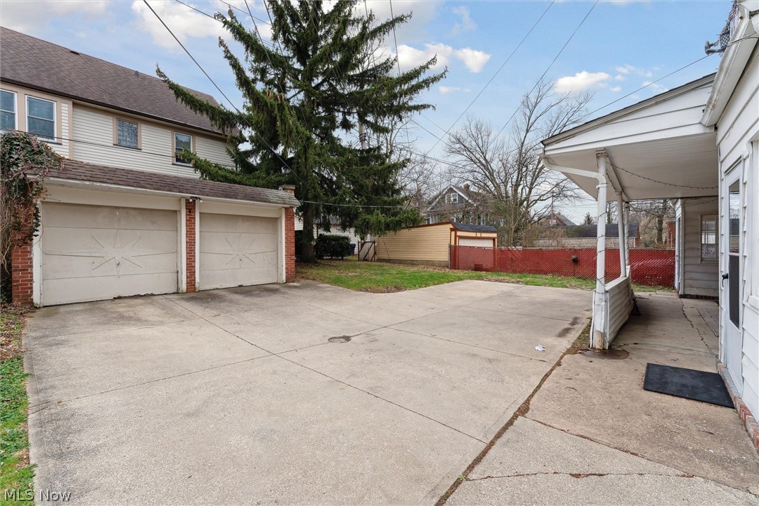 13108 Cedar Road Cleveland, OH 44118 - Photo 43 of 46