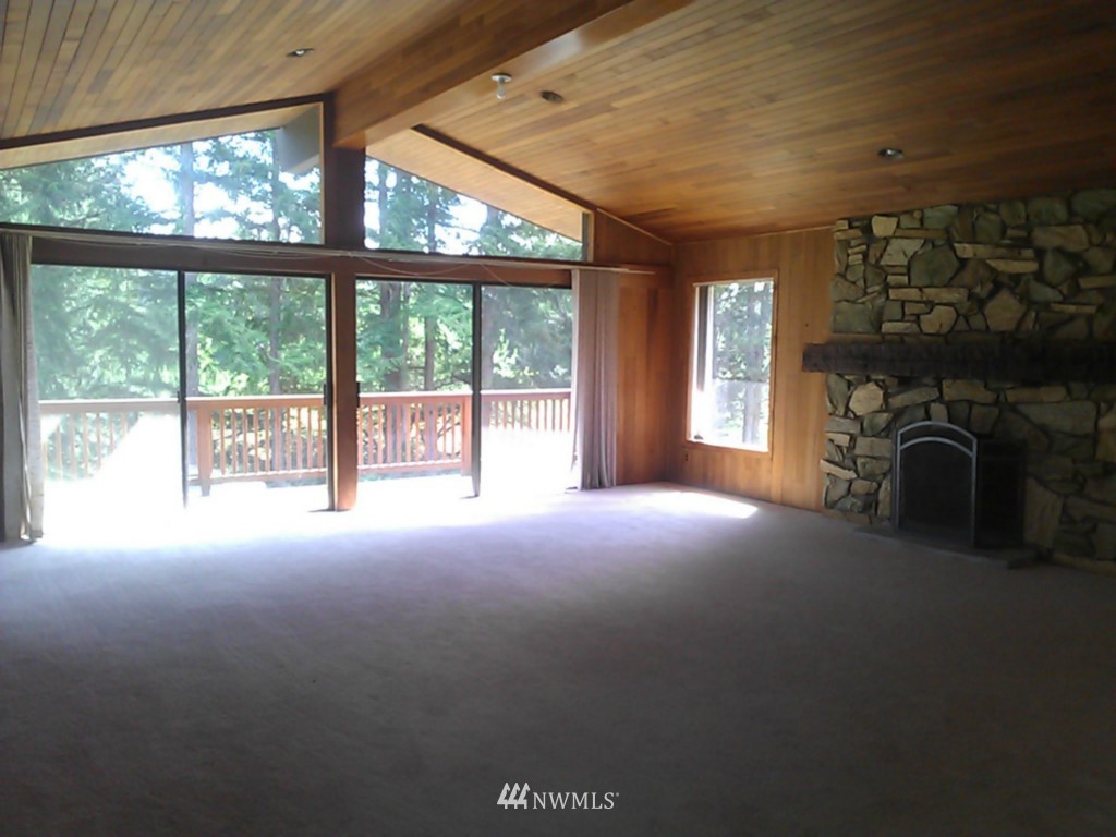 620 Walker Road Northeast Poulsbo, WA 98370 - Photo 8 of 11 Gallery Image 8