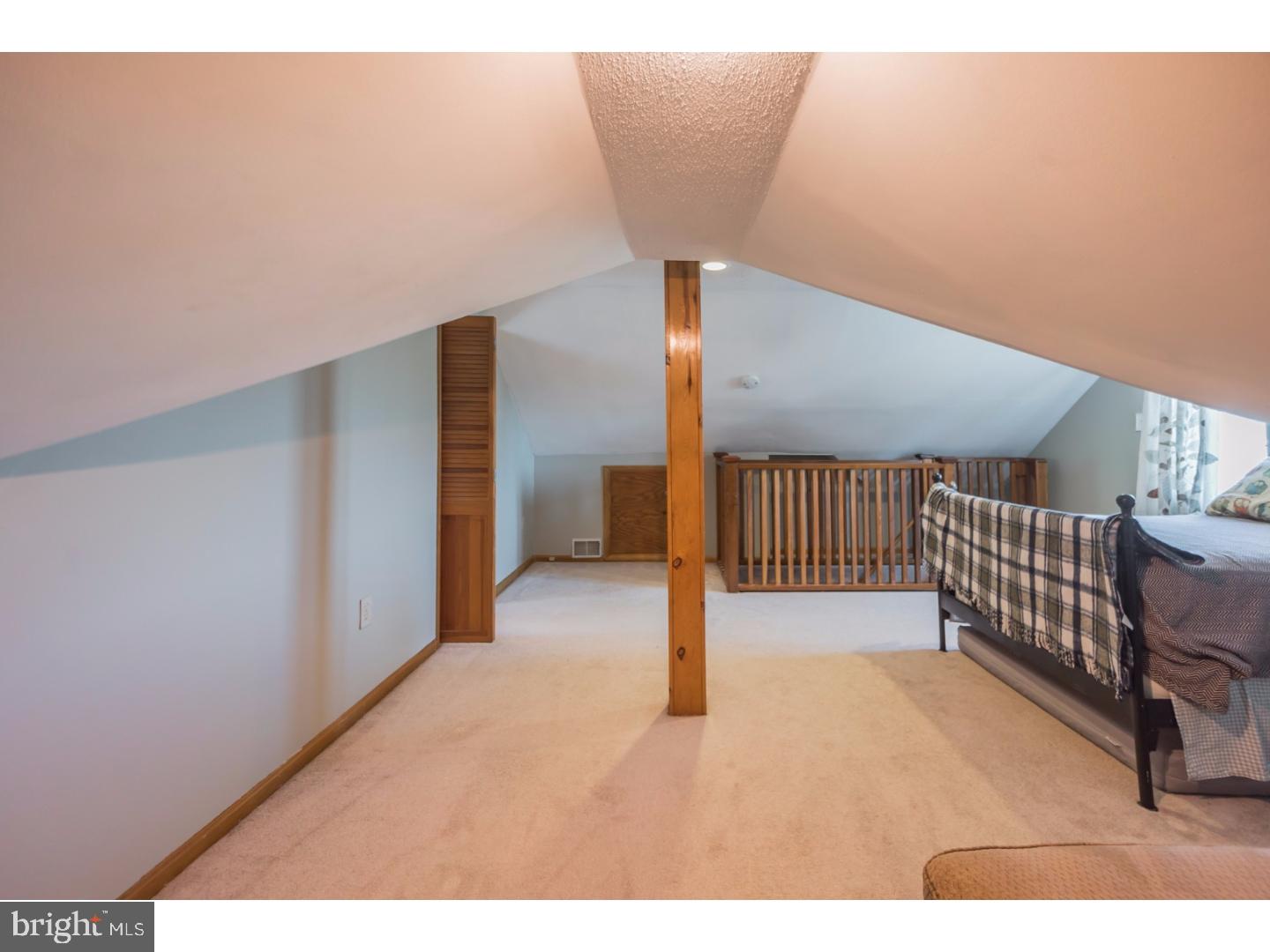 108 Beech Road Wallingford, PA 19086 - Photo 20 of 25 Bedroom - Main
