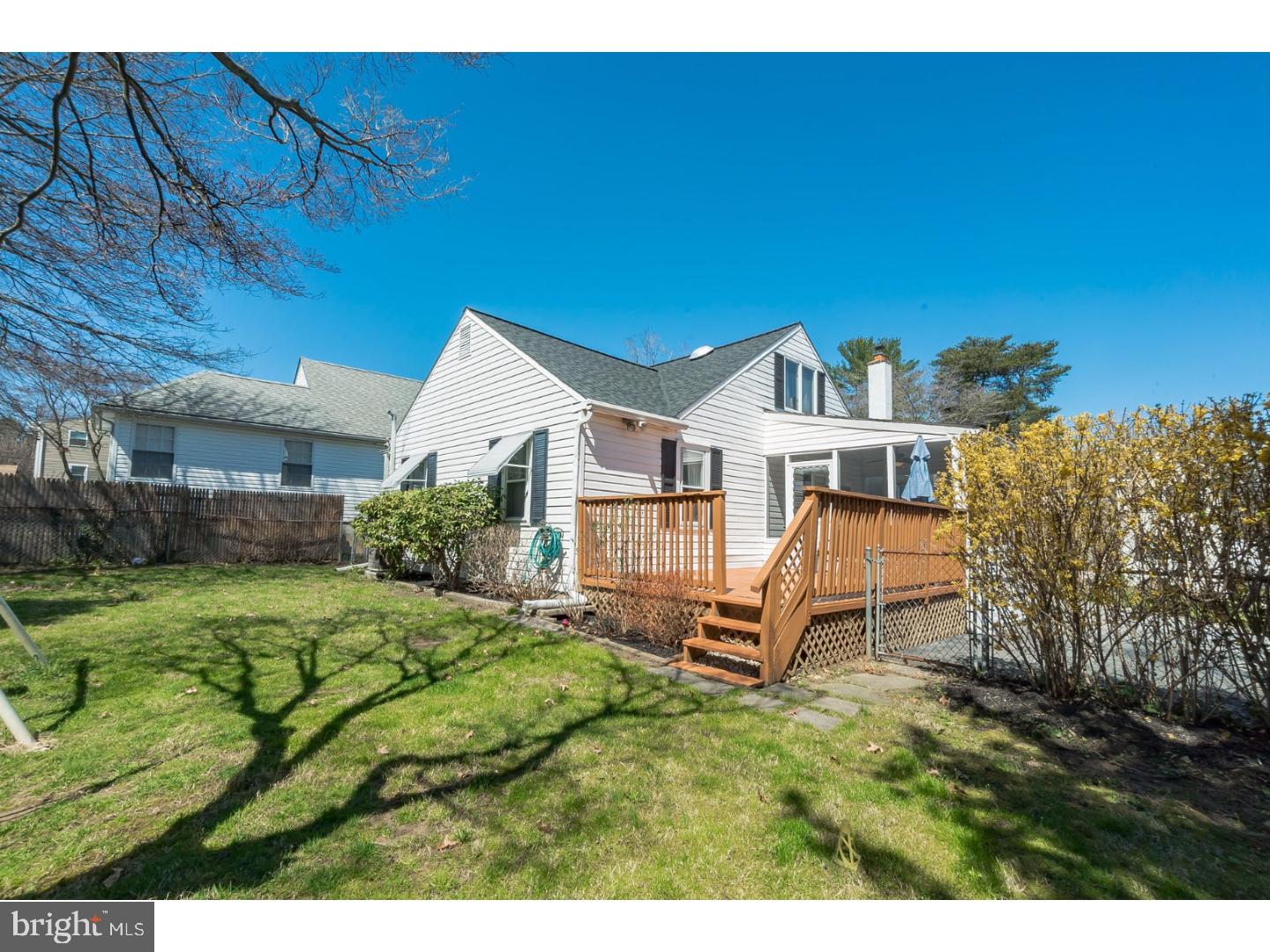 108 Beech Road Wallingford, PA 19086 - Photo 2 of 25 View