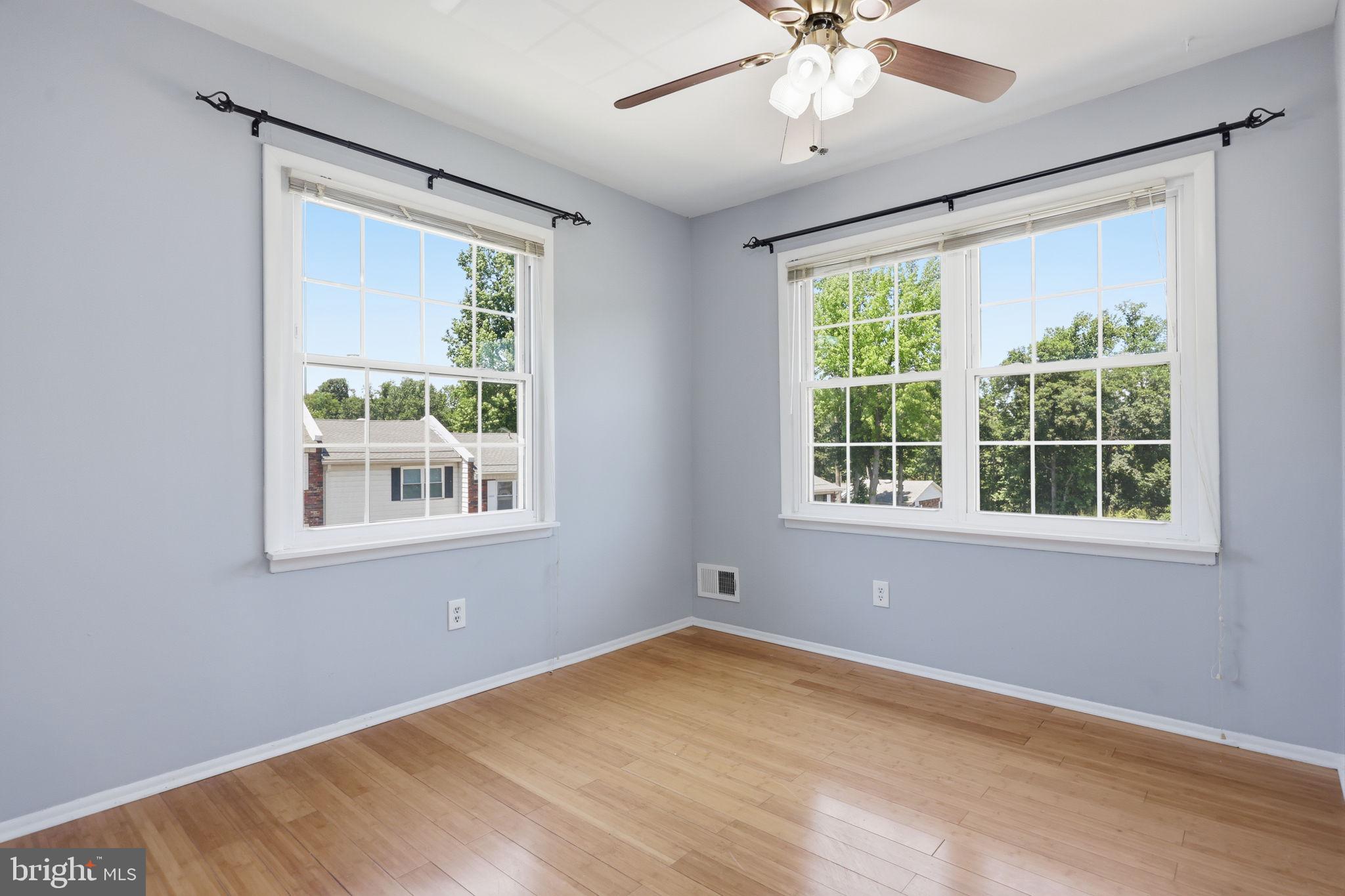 392 Rutgers Court Bensalem, PA 19020 - Photo 16 of 23 Gallery Image 16