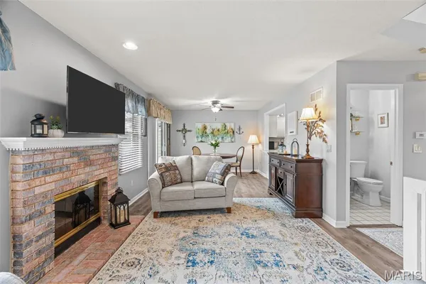$287,900 | 13708 La Conte Court, St. Louis, MO 63128