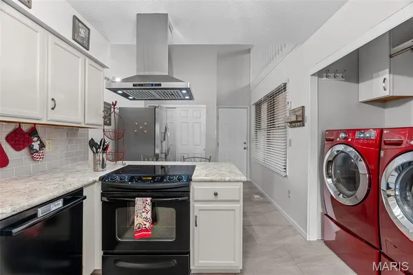 $287,900 | 13708 La Conte Court, St. Louis, MO 63128