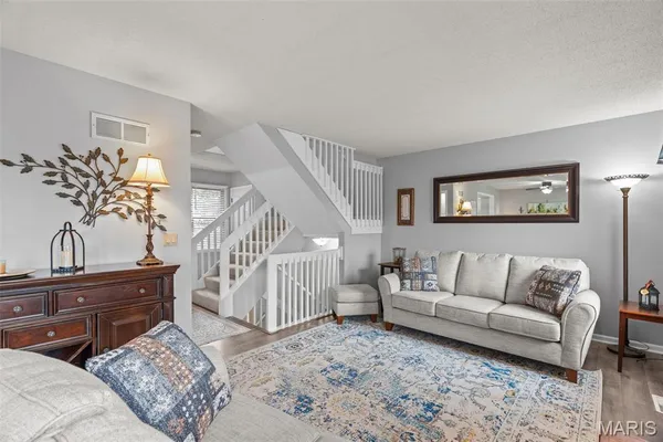 $287,900 | 13708 La Conte Court, St. Louis, MO 63128