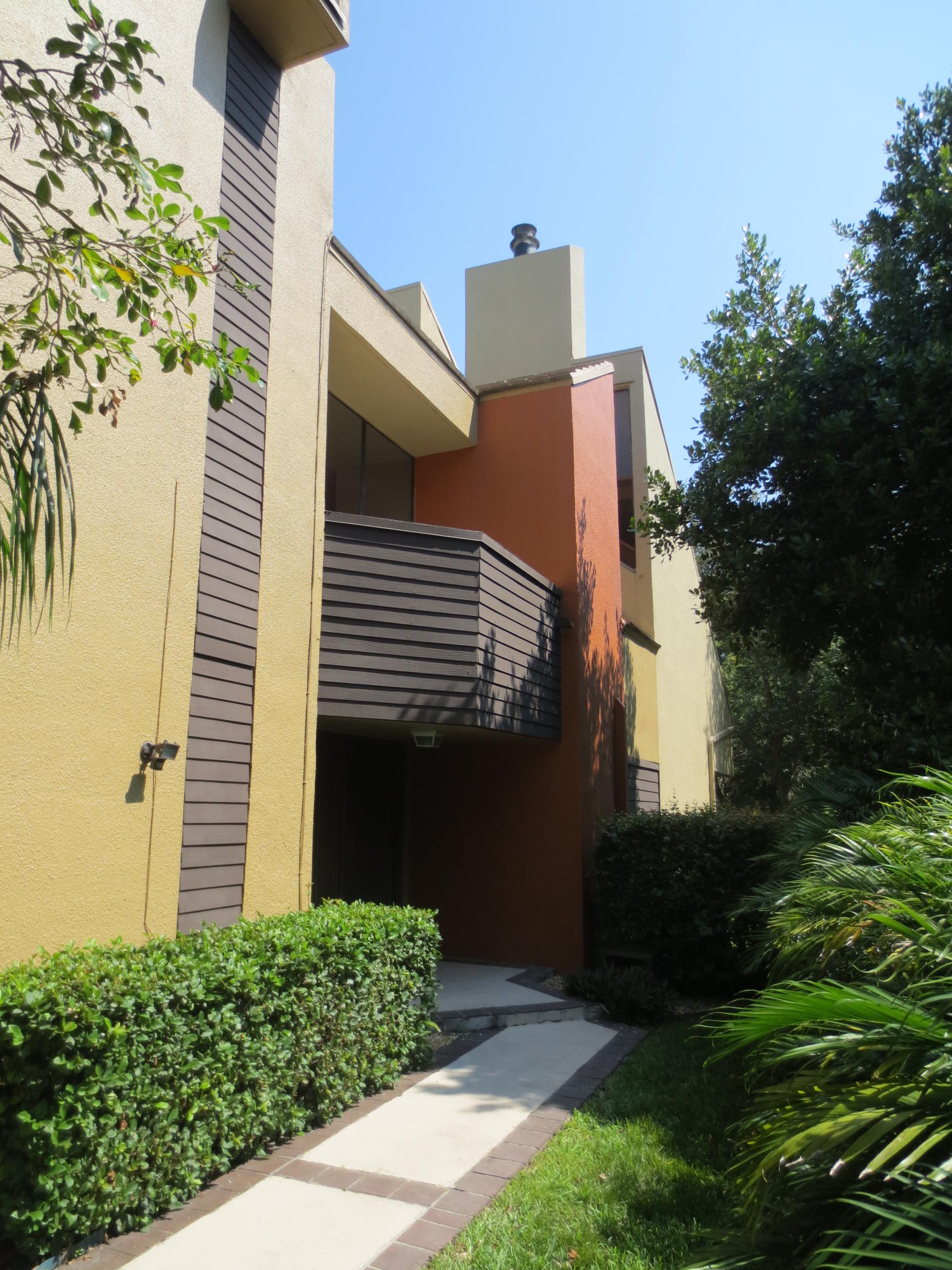 733 St Albans Drive Boca Raton, FL 33486 - Photo 3 of 54 733 St Albans Dr 004