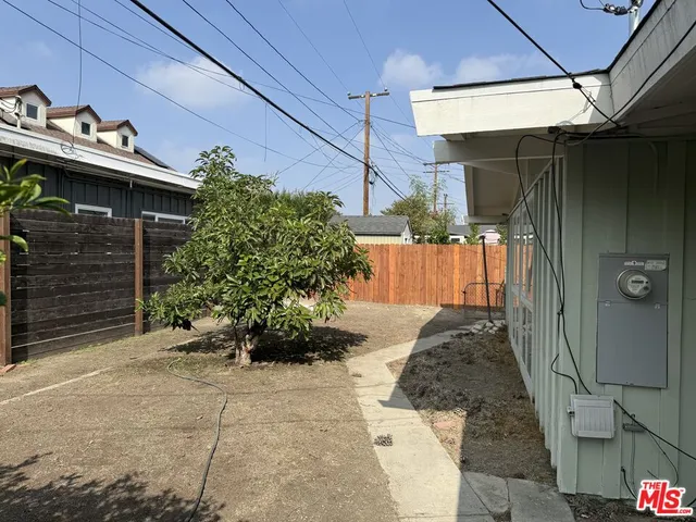 $4,000 | 3355 Kallin Avenue, Long Beach, CA 90808