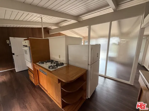 $3,695 | 3355 Kallin Avenue, Long Beach, CA 90808