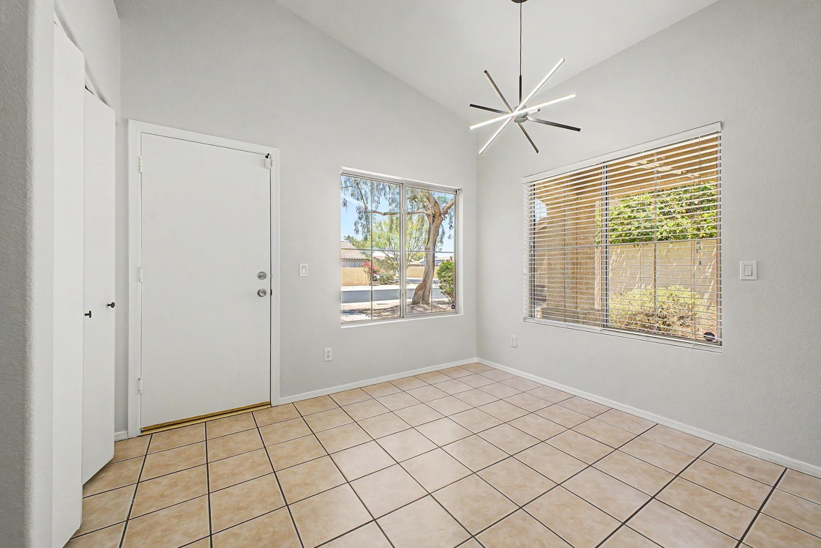 7043 West Phelps Road Peoria, AZ 85382 - Photo 9 of 32 Photo #9