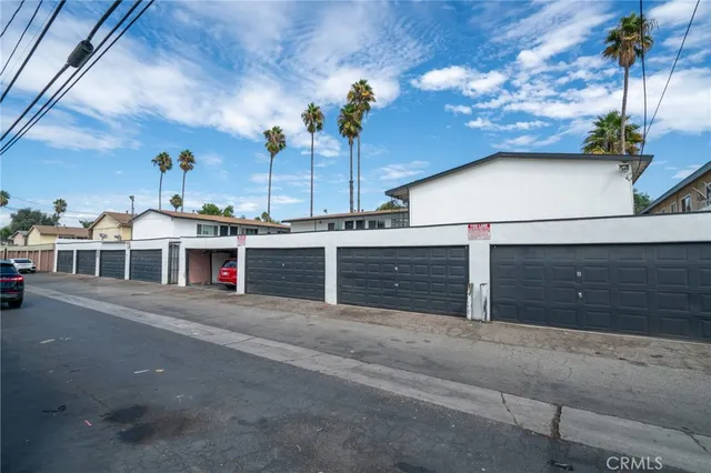 a view of a house with a garage