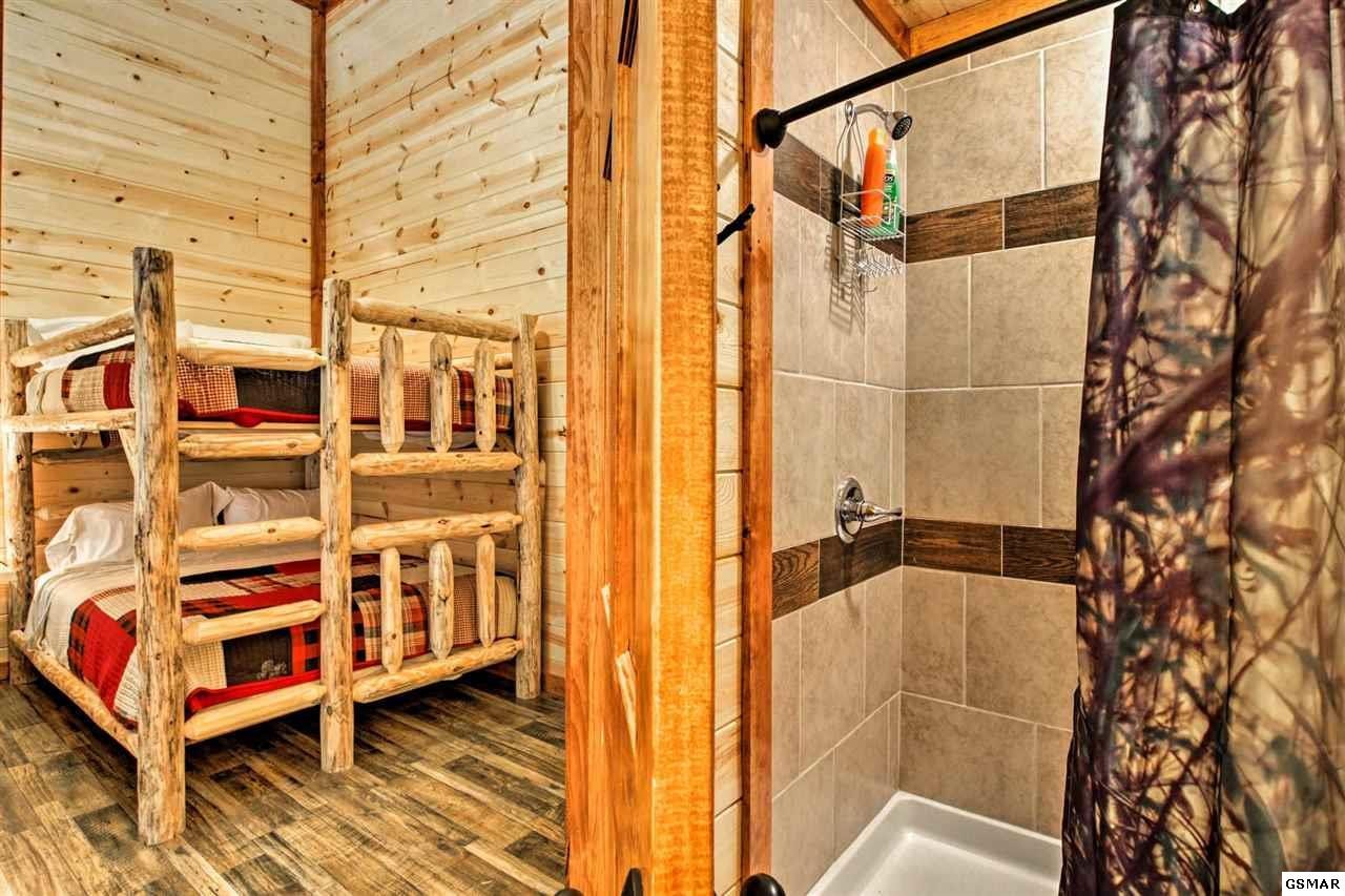 3242 Smoky Ridge Way Sevierville, TN 37862 - Photo 26 of 36 Gallery Image 26