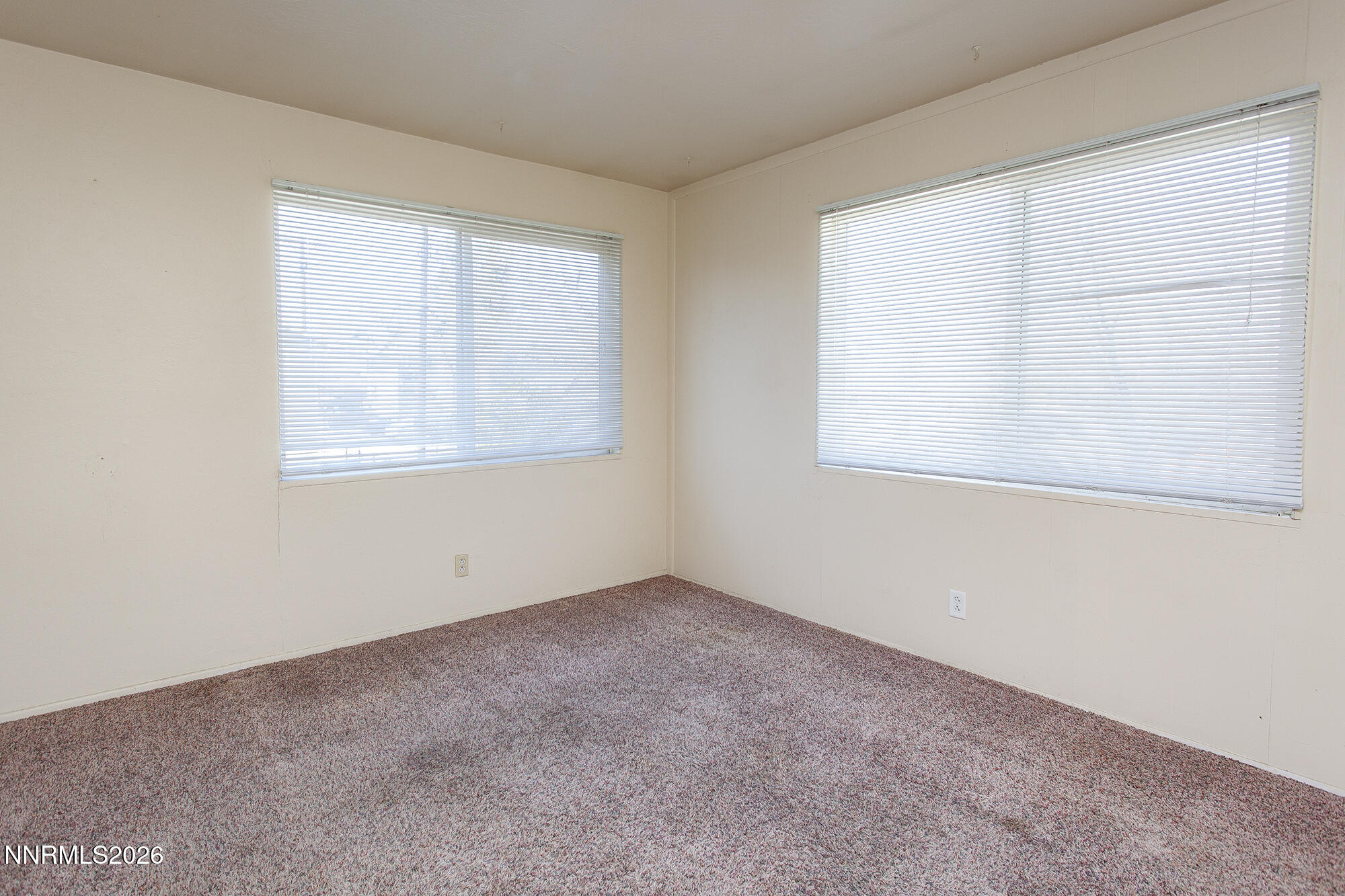 1060 Wilson Avenue Reno, NV 89502 - Photo 17 of 17 an empty room with a window