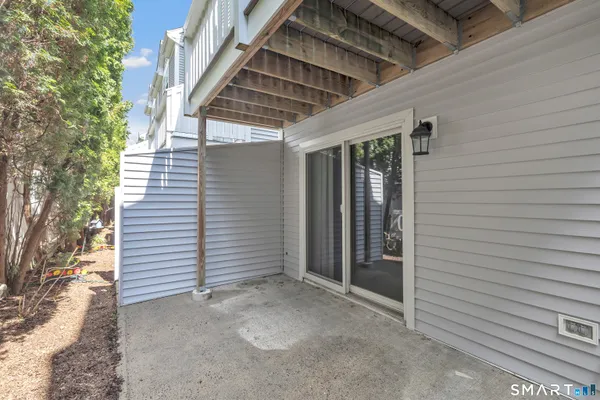 $355,000 | 2612 North Avenue, Unit F9, Bridgeport, CT 06604