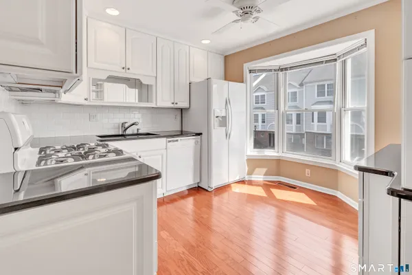 $355,000 | 2612 North Avenue, Unit F9, Bridgeport, CT 06604