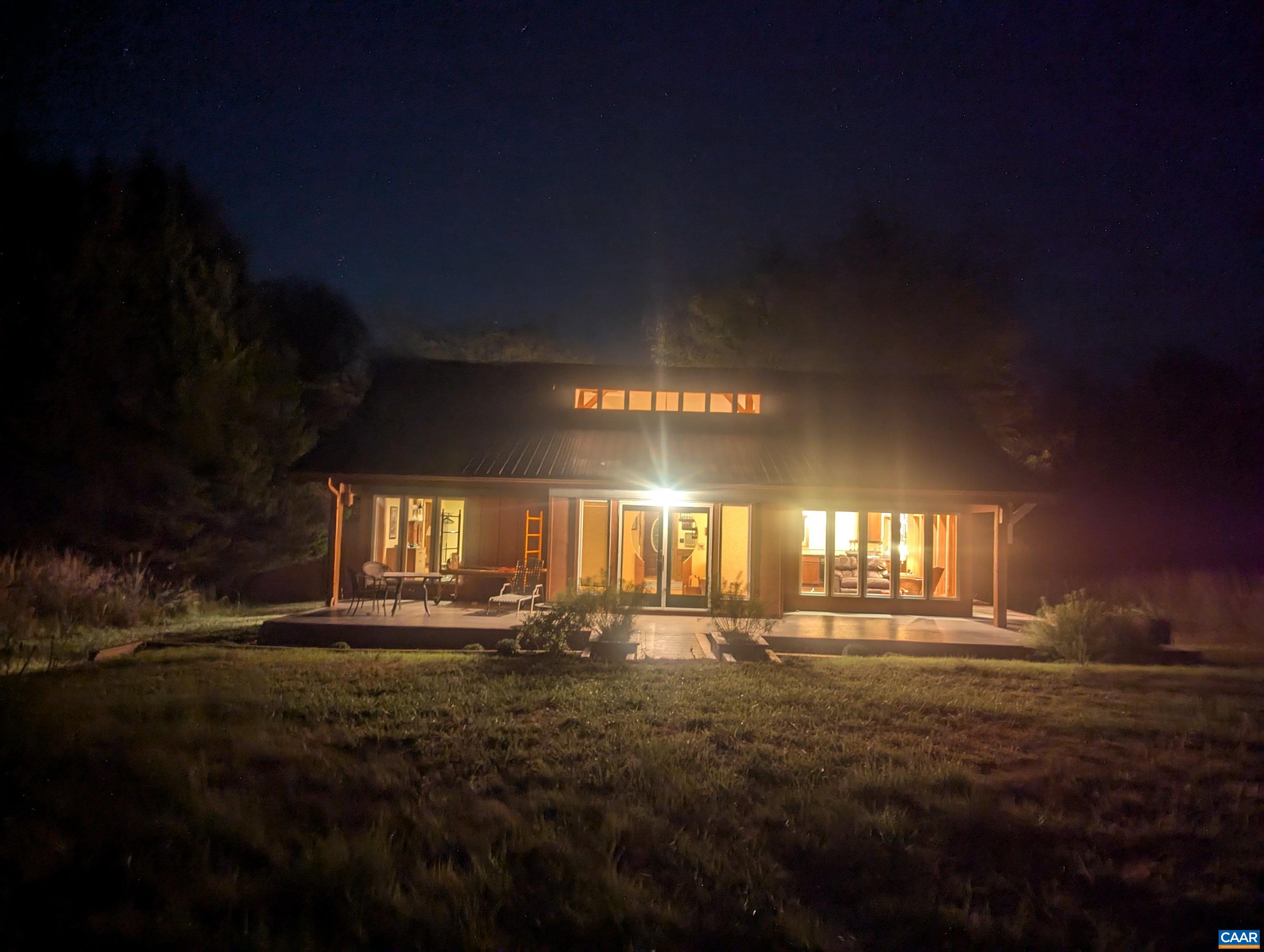 787 Durrett Town Road Afton, VA 22920 - Photo 13 of 49 a view of an empty room with a kitchen