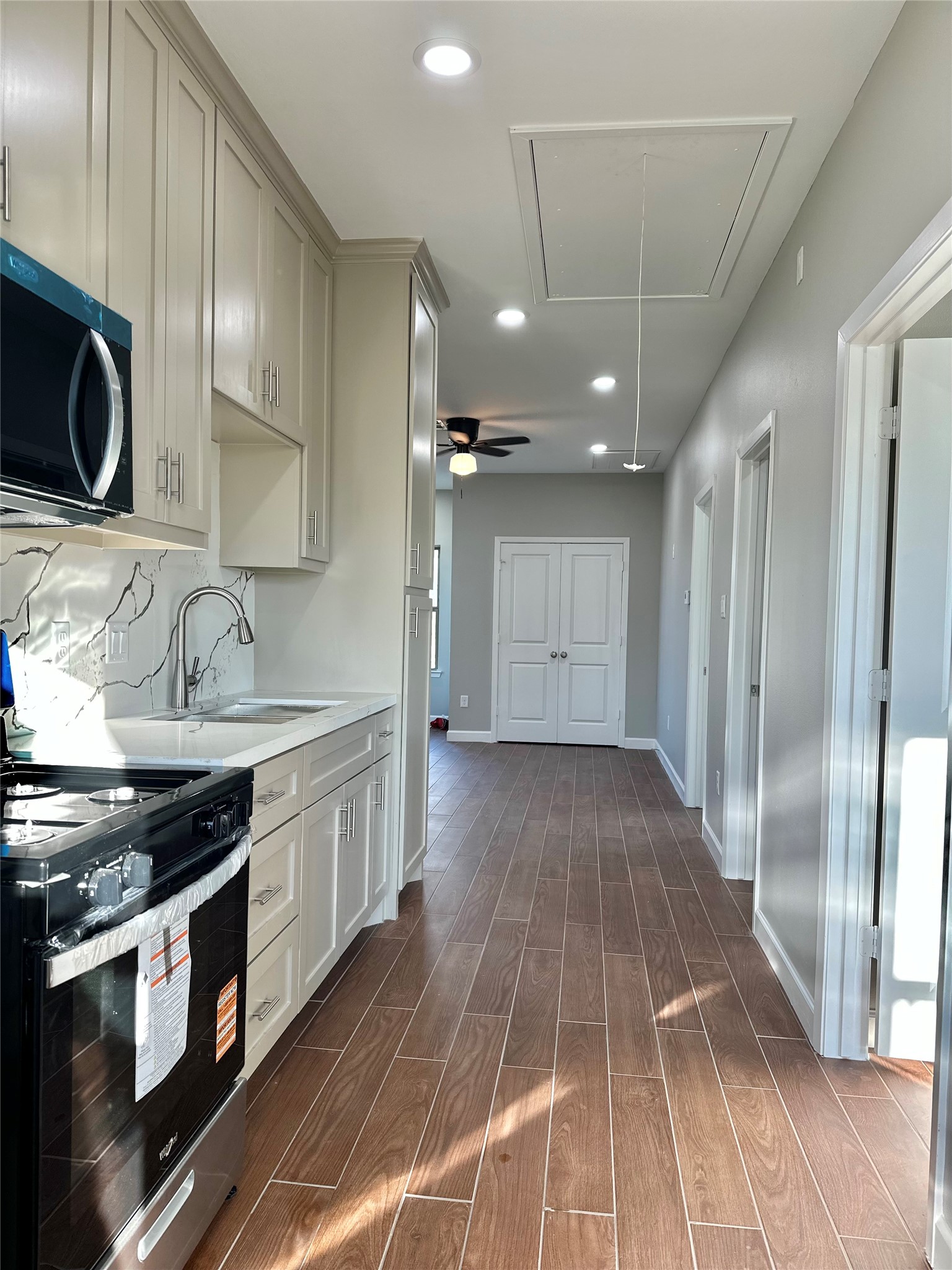 8321 Coma Street Houston, TX 77051 - Photo 39 of 46