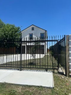 8321 Coma Street Houston, TX 77051 - Photo 44 of 46