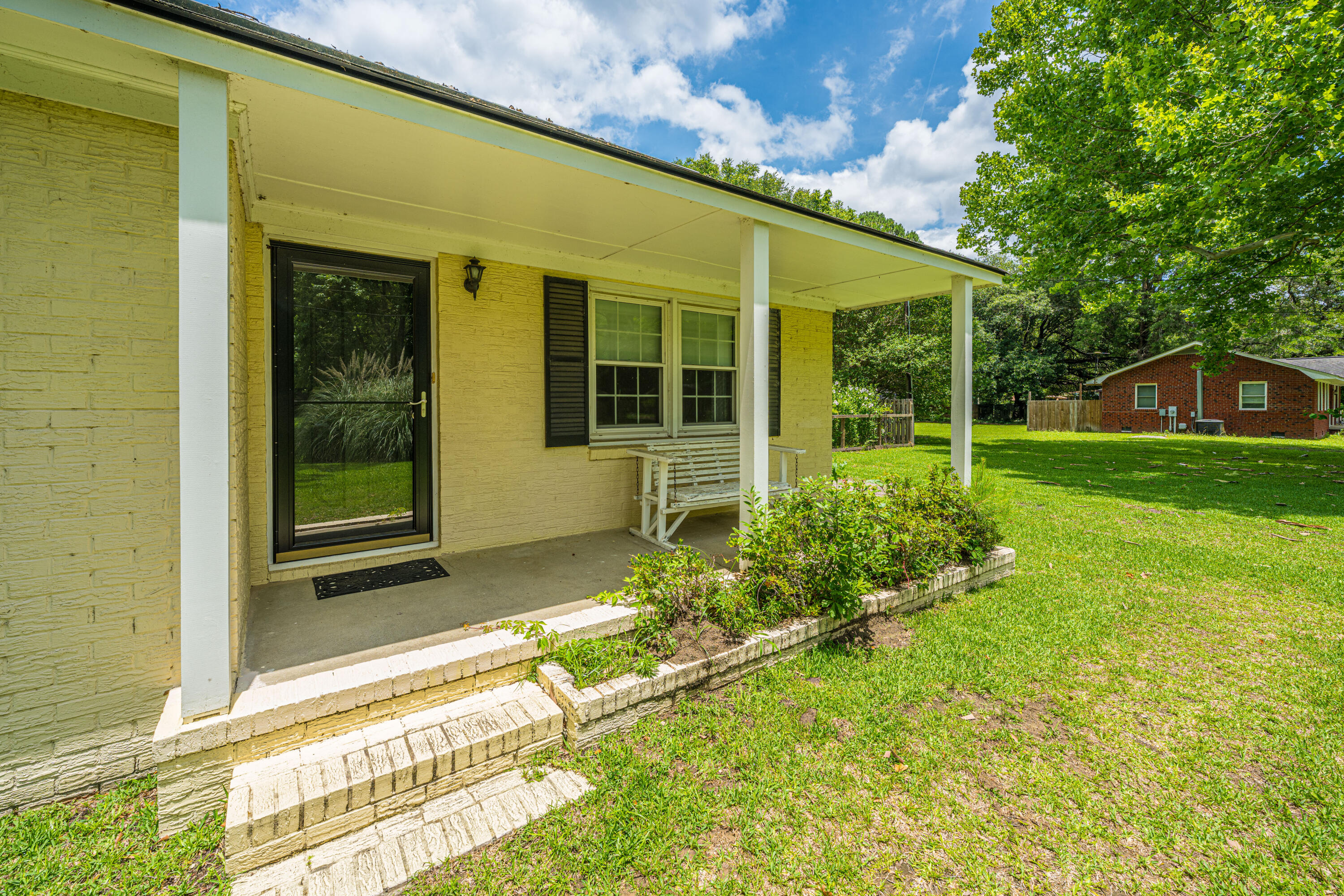 7372 Commodore Road Hollywood, SC 29449 - Photo 6 of 60