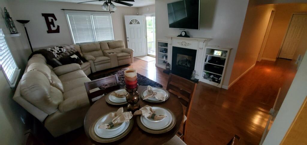 226 Diamond Road Somerset, KY 42503 - Photo 5 of 12 living room