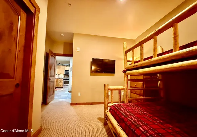 $375,000 | 834 Mc Kinley Avenue West, Unit 102, Kellogg, ID 83837