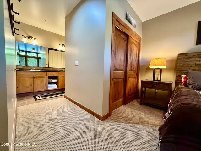 $375,000 | 834 Mc Kinley Avenue West, Unit 102, Kellogg, ID 83837