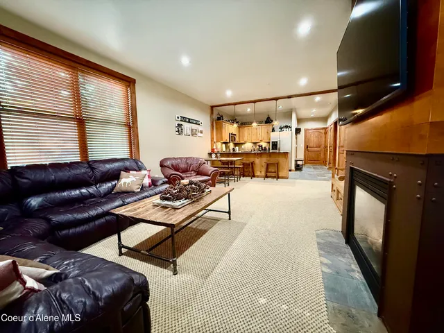 $375,000 | 834 Mc Kinley Avenue West, Unit 102, Kellogg, ID 83837