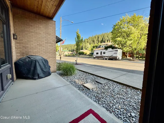 $375,000 | 834 Mc Kinley Avenue West, Unit 102, Kellogg, ID 83837