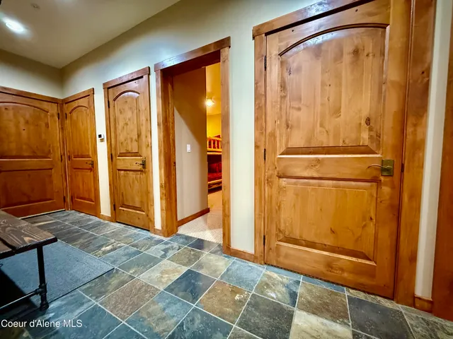 $375,000 | 834 Mc Kinley Avenue West, Unit 102, Kellogg, ID 83837