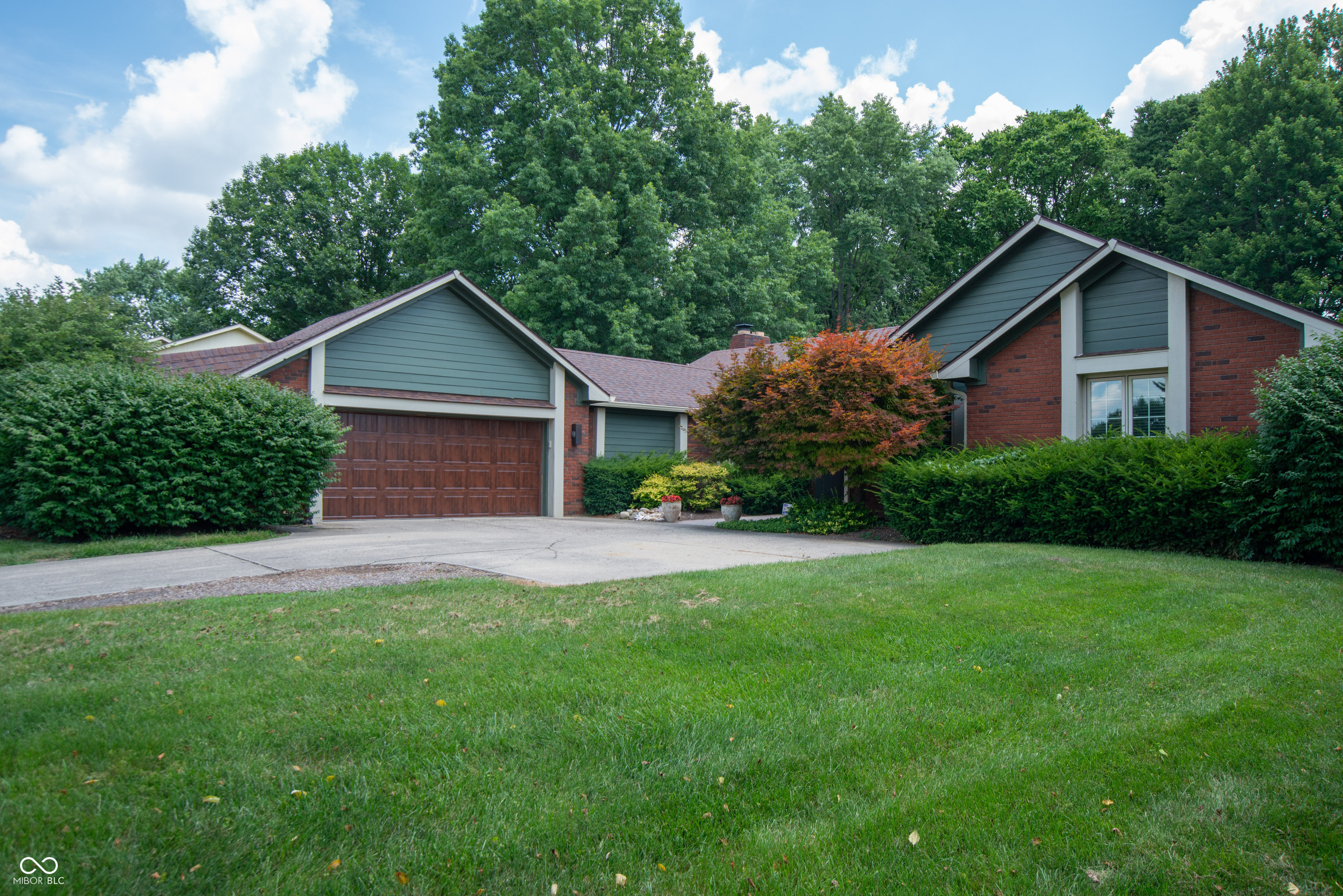 8841 Rocky Ridge Road Indianapolis, IN 46217 - Photo 3 of 53 Gallery Image 3