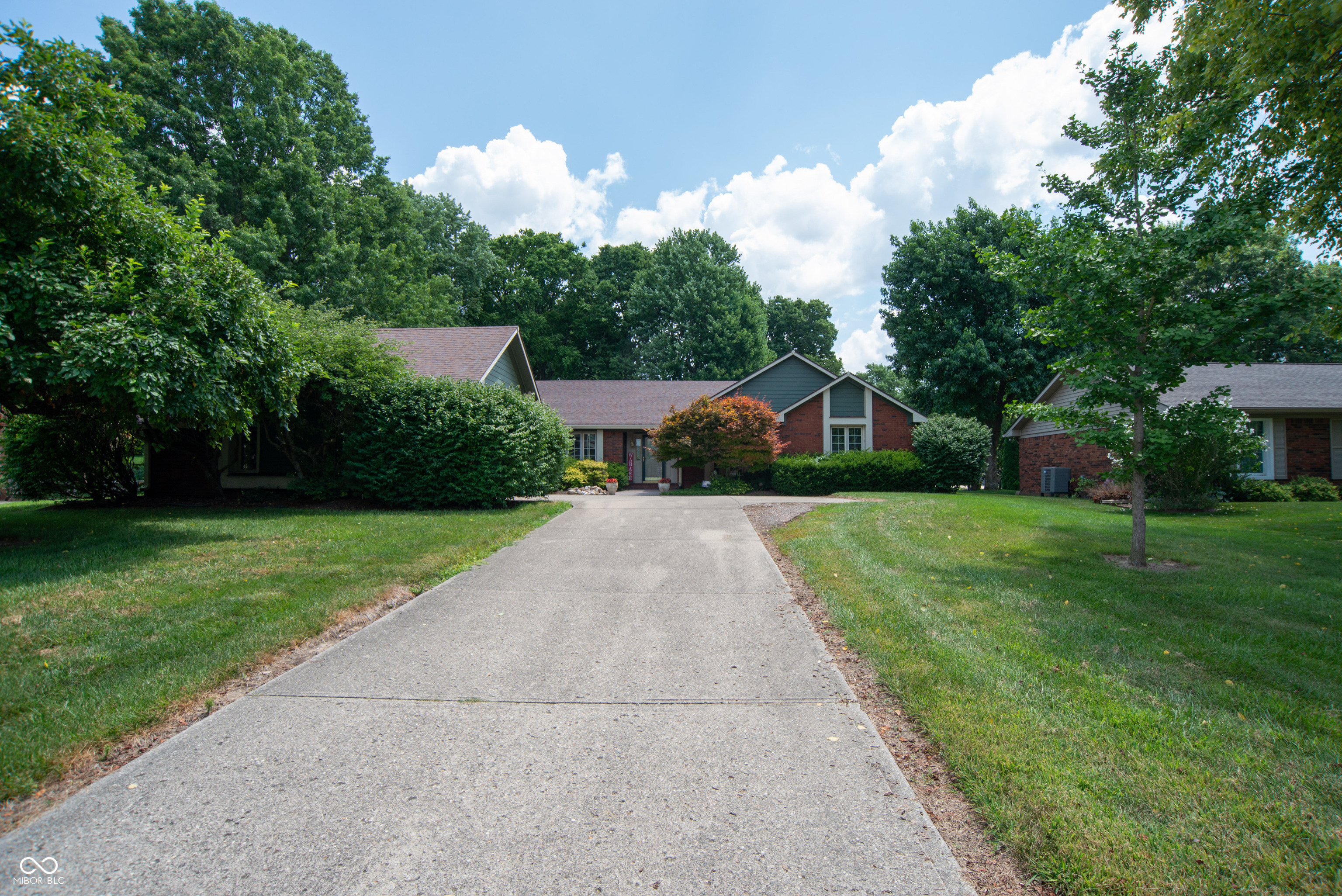 8841 Rocky Ridge Road Indianapolis, IN 46217 - Photo 7 of 53 Gallery Image 7