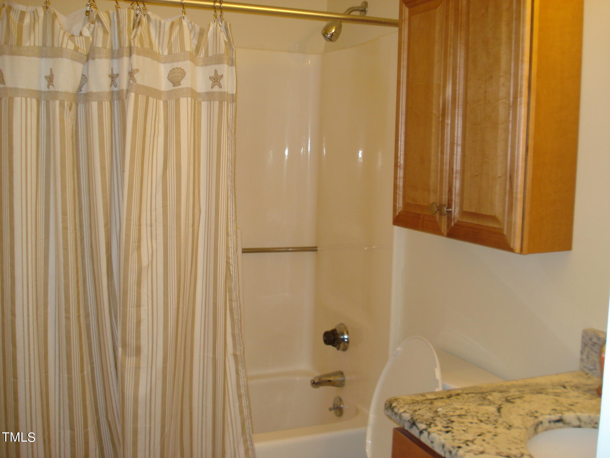 207 Wetherburn Lane Raleigh, NC 27615 - Photo 18 of 35 DSC08526
