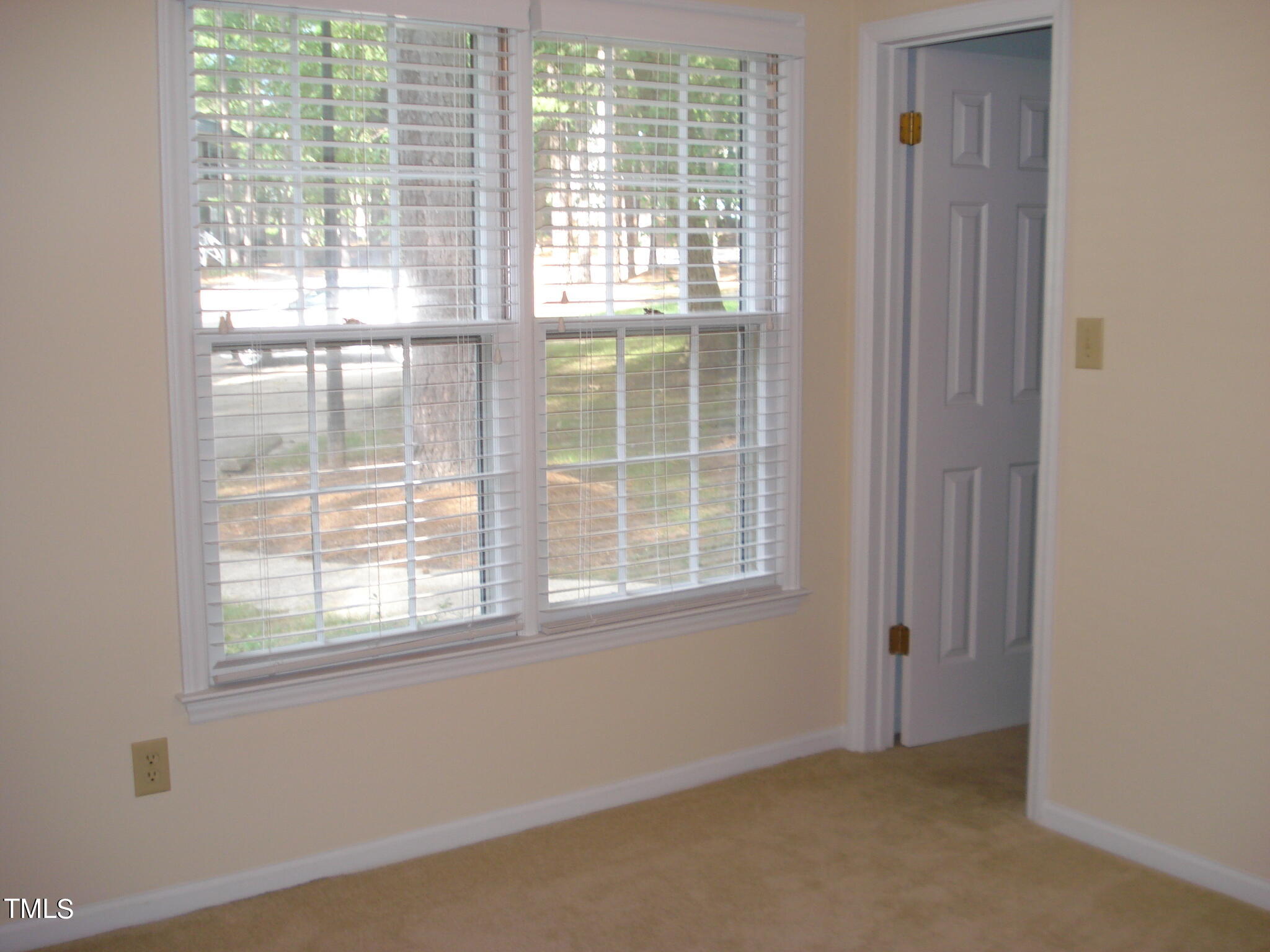 207 Wetherburn Lane Raleigh, NC 27615 - Photo 23 of 35 DSC08518