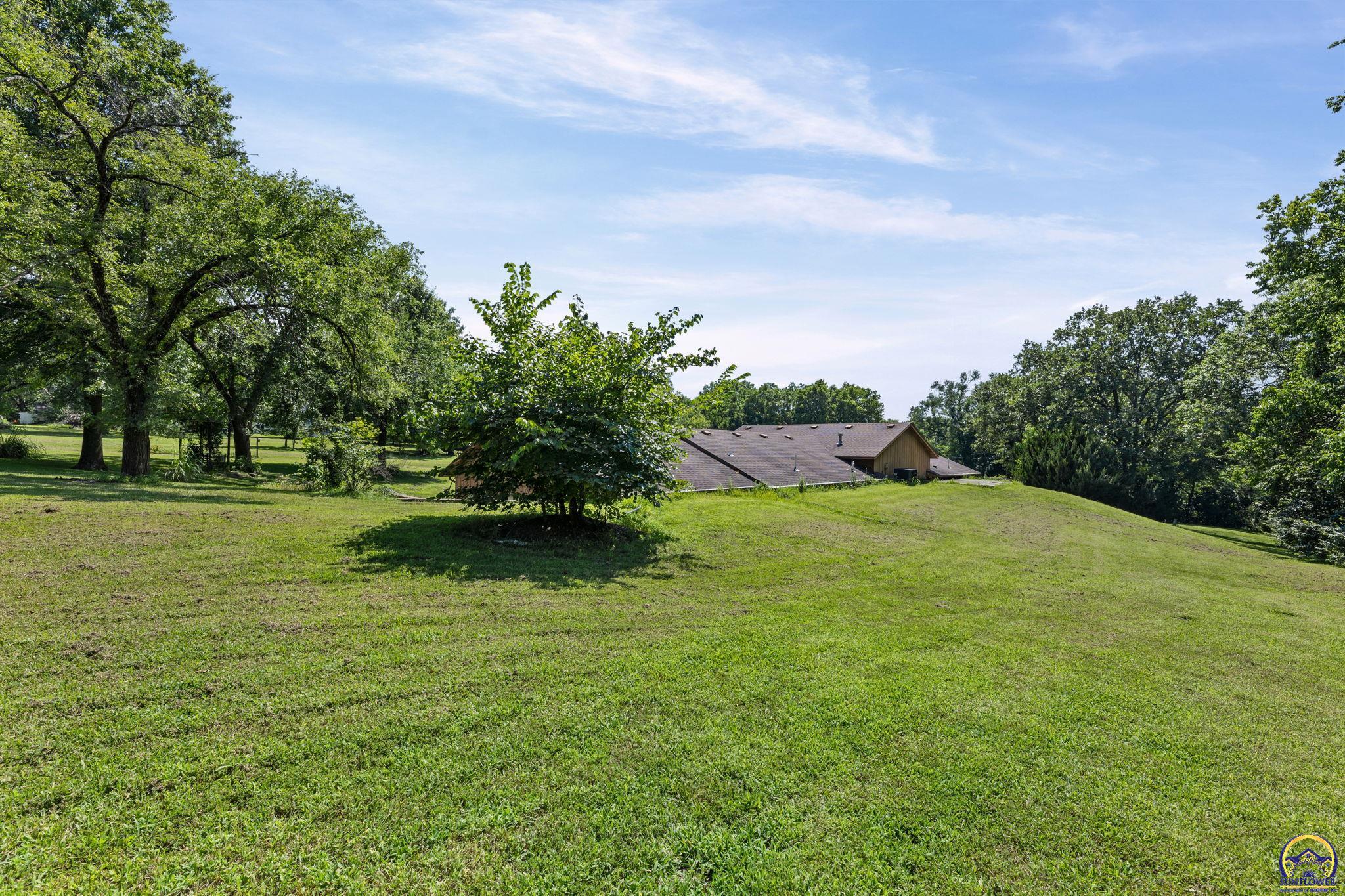 3840 Northeast Kimbal Road Topeka, KS 66617 - Photo 46 of 48 Gallery Image 46