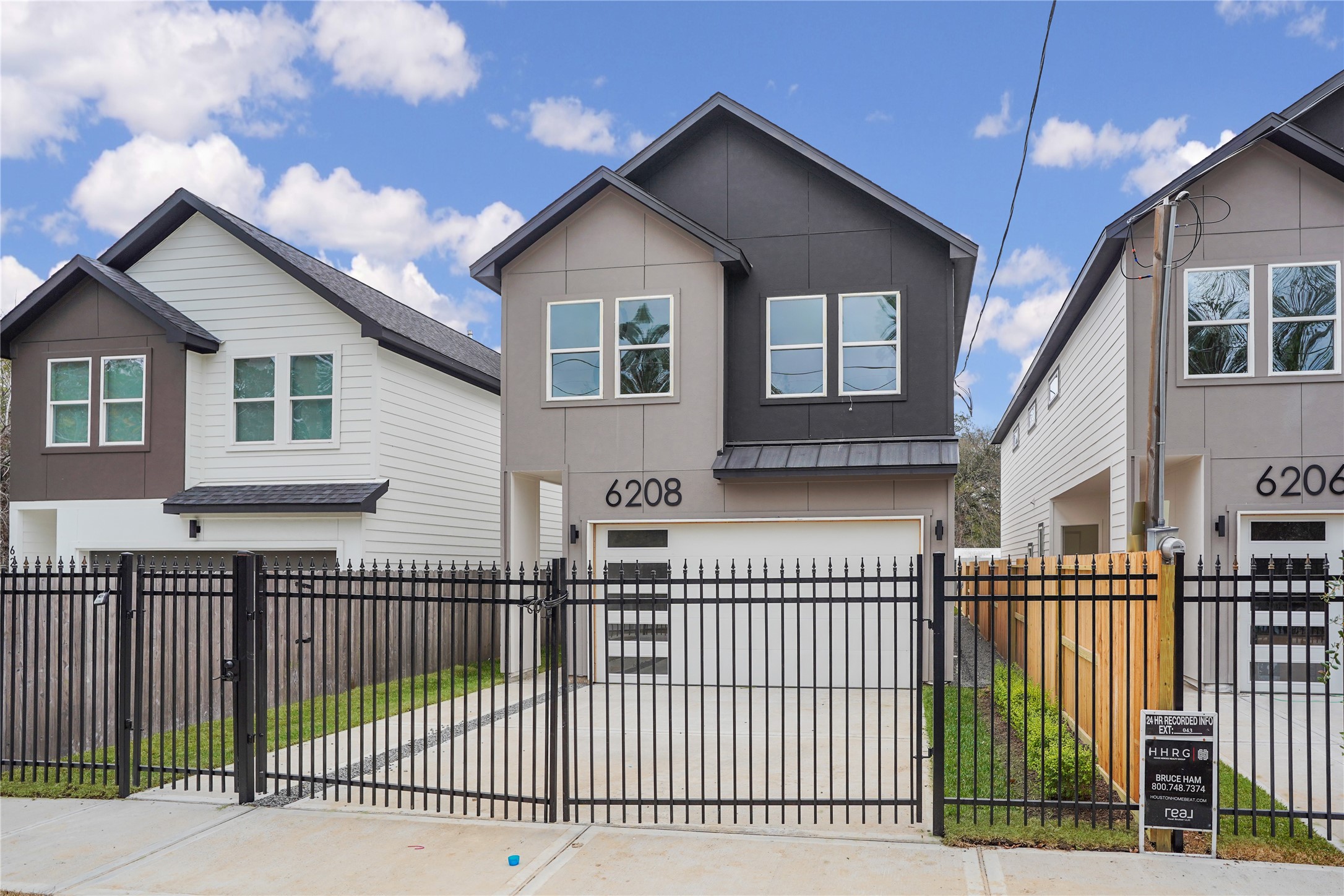 6208 Cebra Street Houston, TX 77091 - Photo 1 of 21