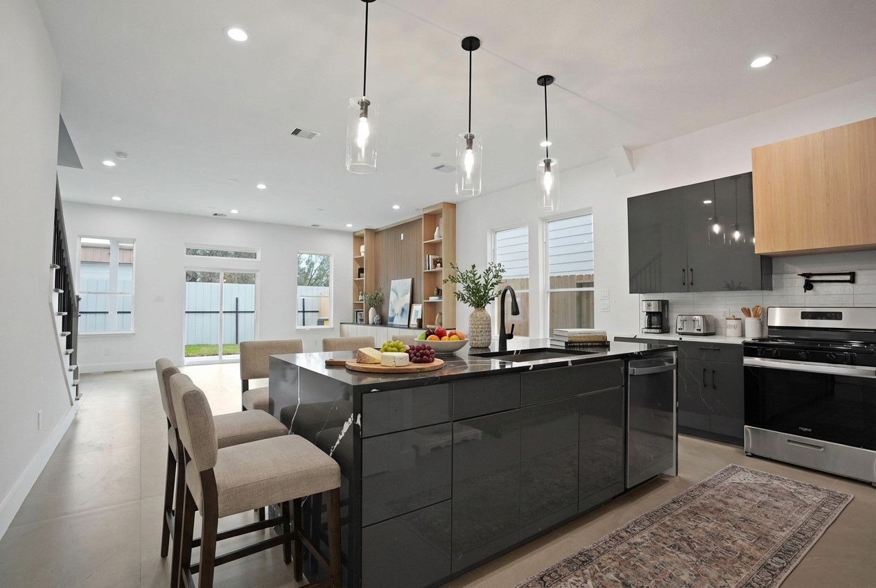 6208 Cebra Street Houston, TX 77091 - Photo 5 of 21